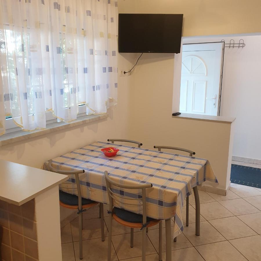 Apartment Sara Crikvenica Εξωτερικό φωτογραφία